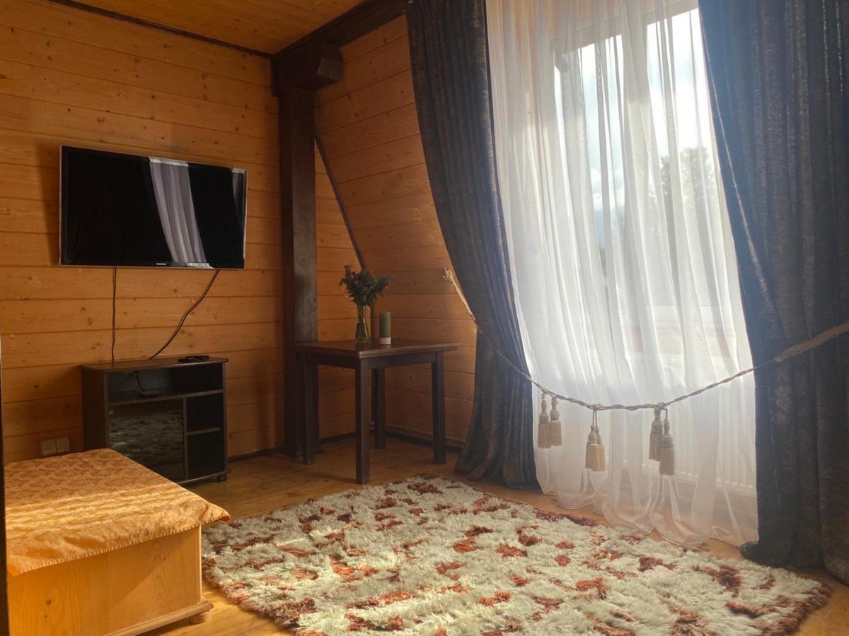 Hotel Vilni Vitry à Osmoloda Extérieur photo
